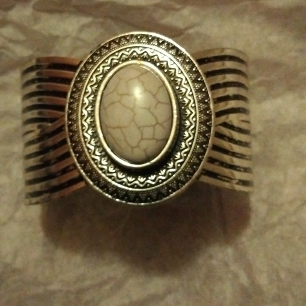 Cuff bracelet